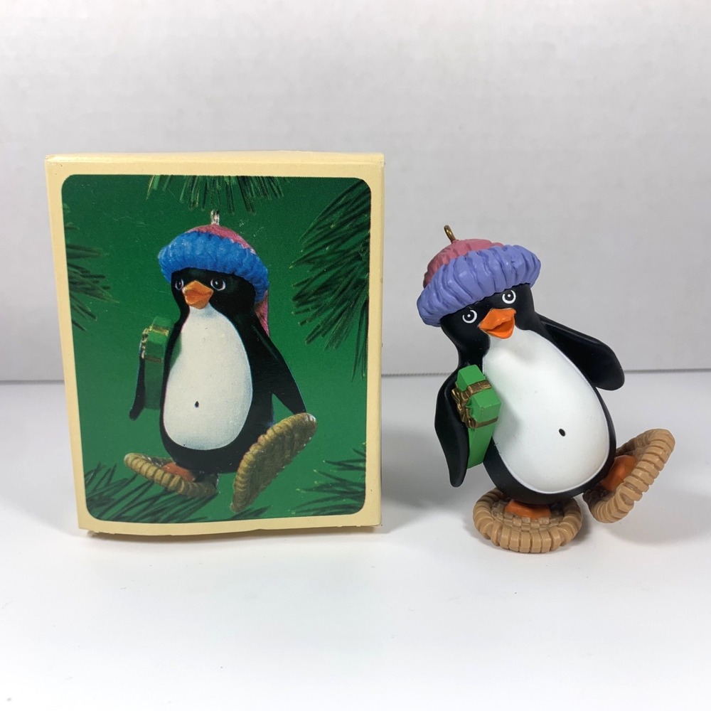 Hallmark 1984 Vintage Keepsake Ornament - Snowshoe Penguin‎